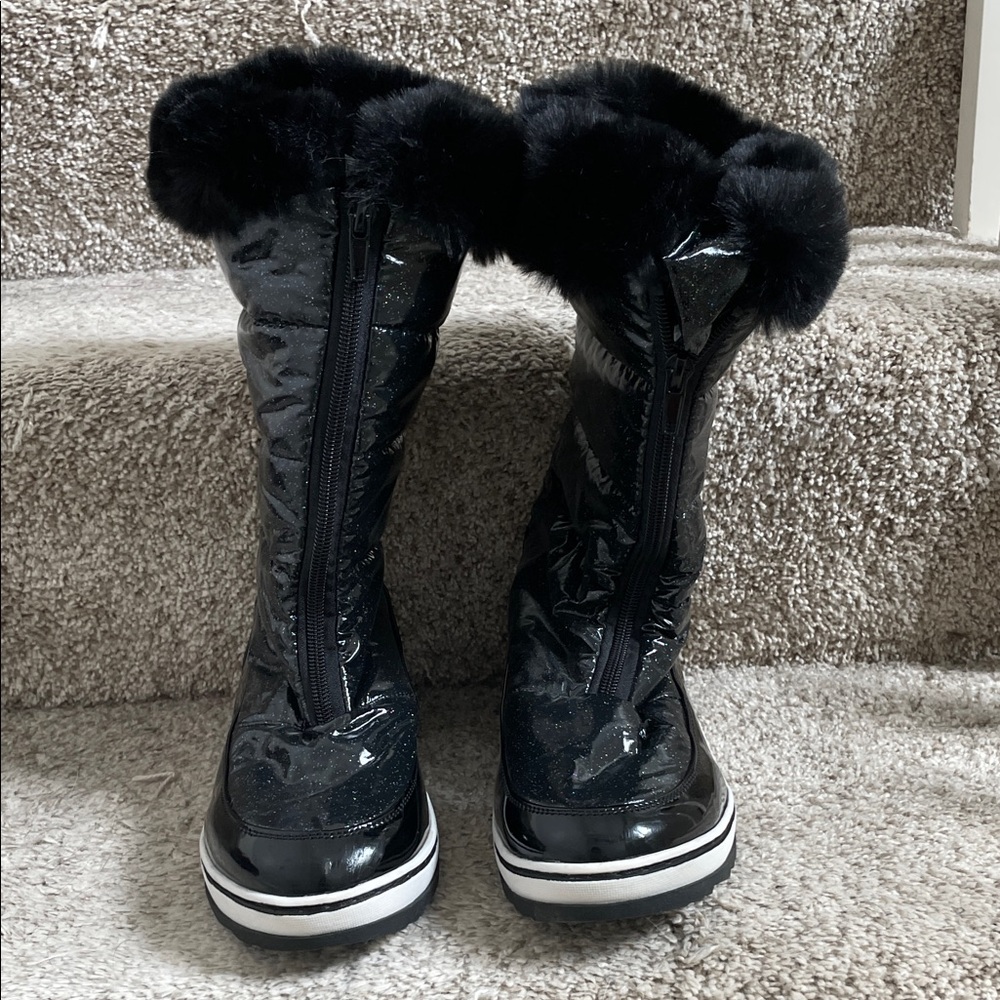 Girl’s Black Justice Faux Fur-Lined Front Zip-Up Winter Boots Size 7M